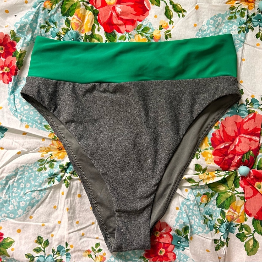 Aerie Grey and Green Bikini Bottoms NWOT Medium